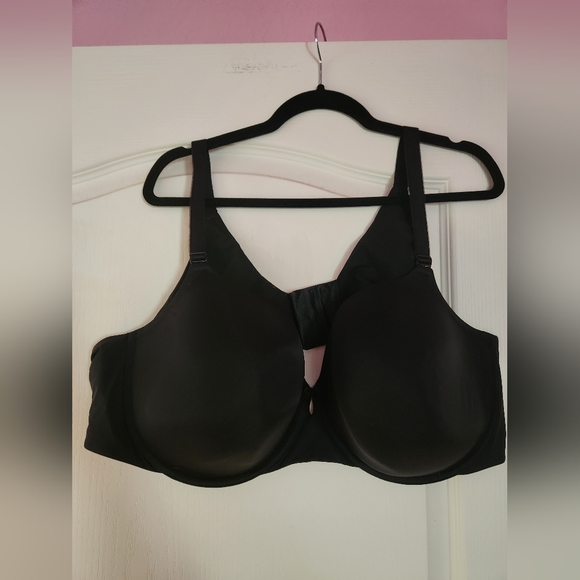 Torrid Curve Bra Size 54C Plunge Black Bra 360 Back Smoothing Plus Size Lingerie - Picture 1 of 3